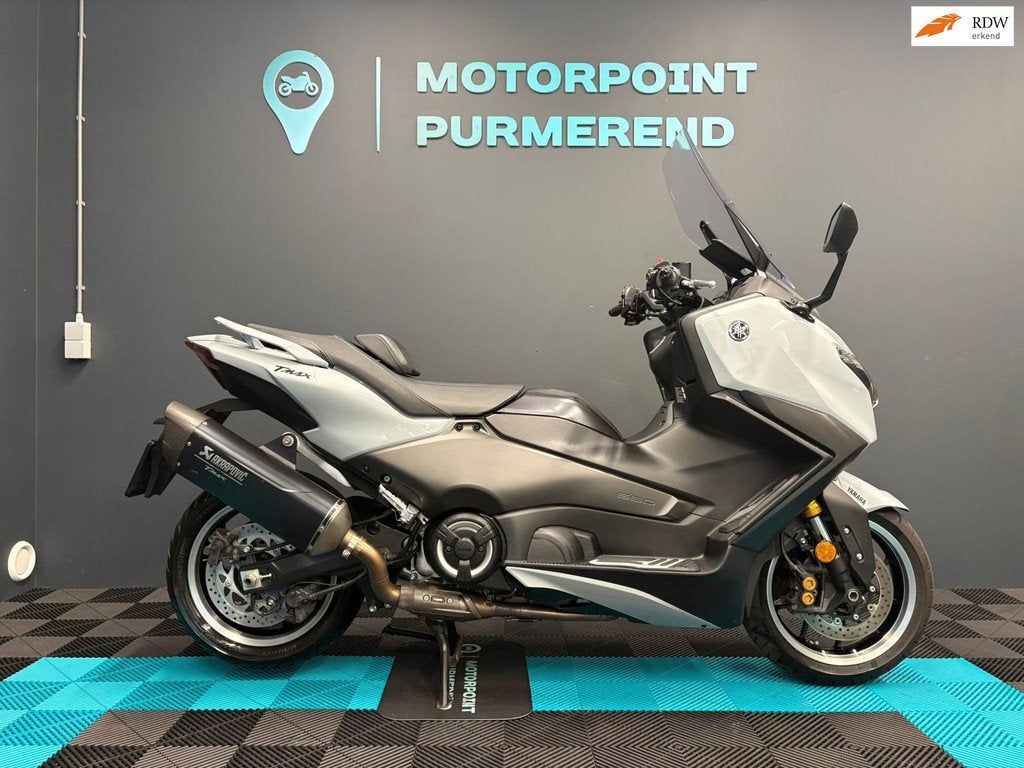 Yamaha TMAX 560 | T-MAX 560 | TMAX TECHMAX | AKRAPOVIC, Scooter, 562 cc, Bedrijf, 12 t/m 35 kW