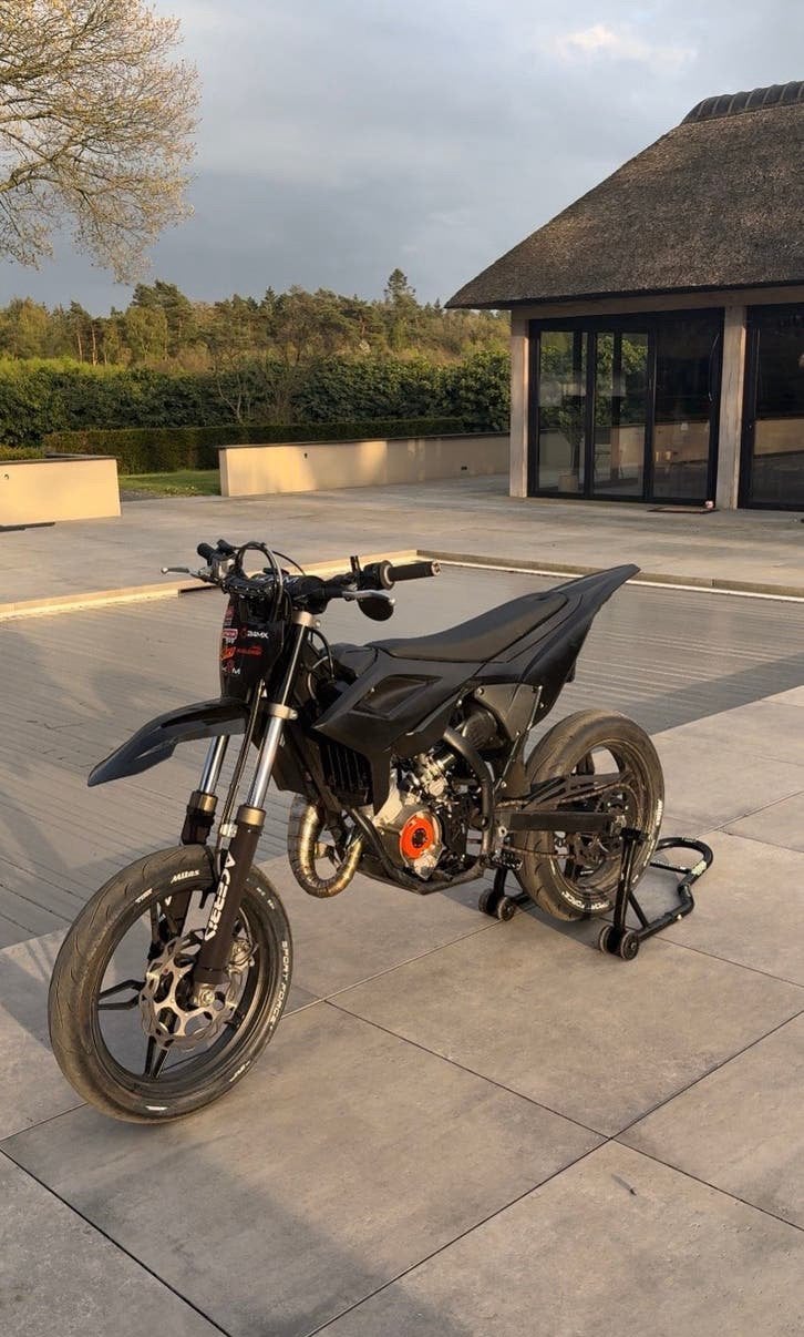 Beta RR 77cc TPR Geflowed - Compleet, Fietsen en Brommers, Ophalen of Verzenden, Zo goed als nieuw, Blok