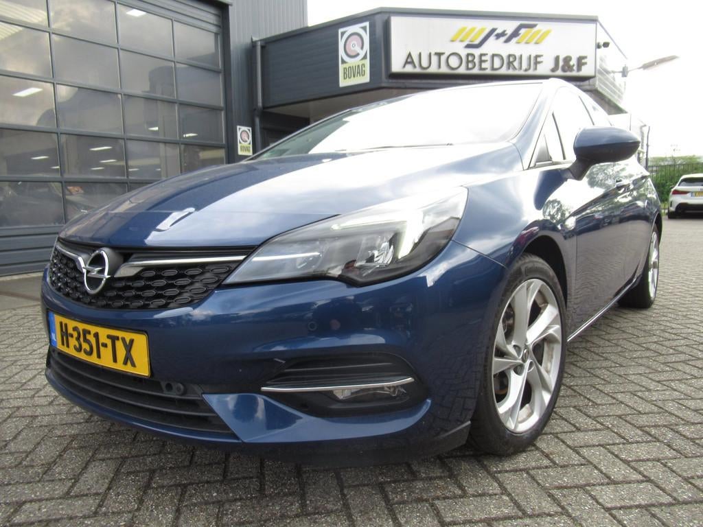 Opel Astra 1.2 Edition / 1e Eigenaar / NAV / Stoelverwarming, Voorwielaandrijving, 1350 kg, Gebruikt, Blauw