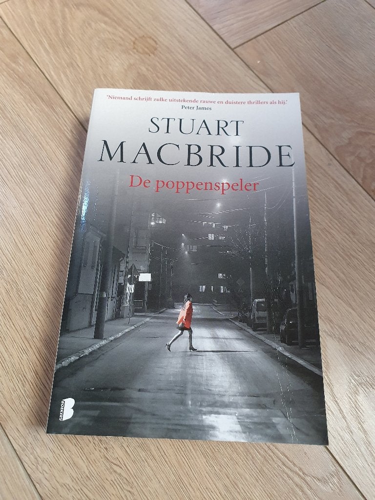 De poppenspeler – Stuart MacBride | Ash Henderson thriller, Europa overig, Ophalen of Verzenden, Zo goed als nieuw, Stuart MacBride