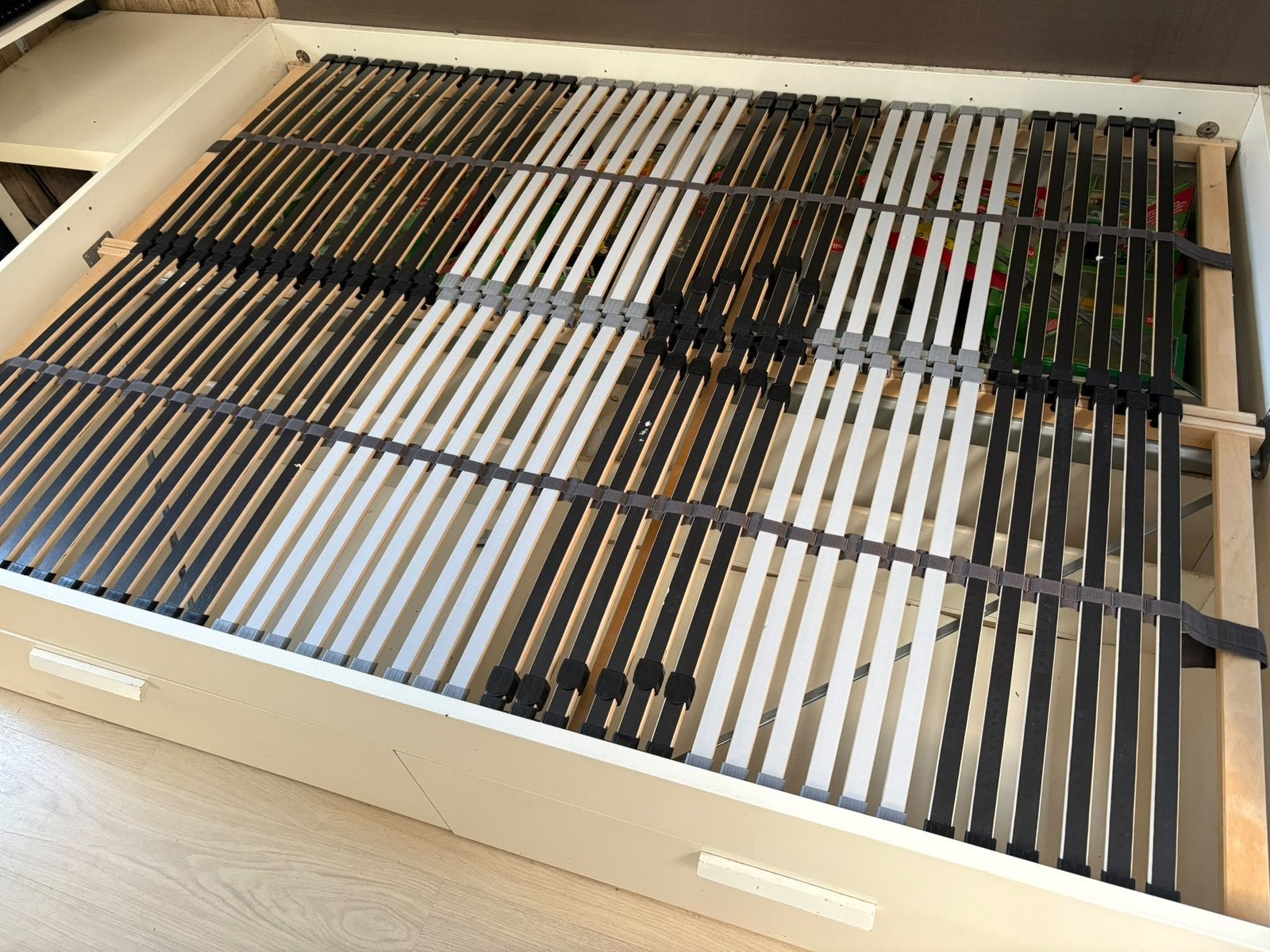 Latten bodem 140x200 in 2 delen, Ophalen, Zo goed als nieuw, Tweepersoons, 140 cm