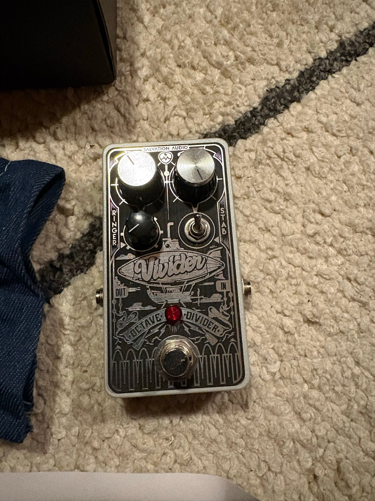 Salvation Audio Vivider Octave Divider Gitaarpedaal, Muziek en Instrumenten, Ophalen of Verzenden, Zo goed als nieuw, Overige typen