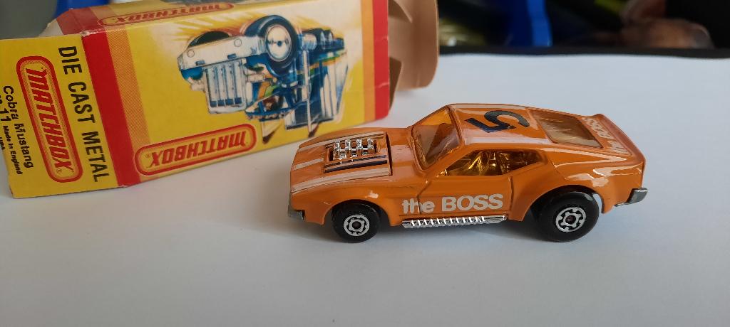 Matchbox 11g Cobra Mustang US Box, Ophalen of Verzenden, Zo goed als nieuw, Auto