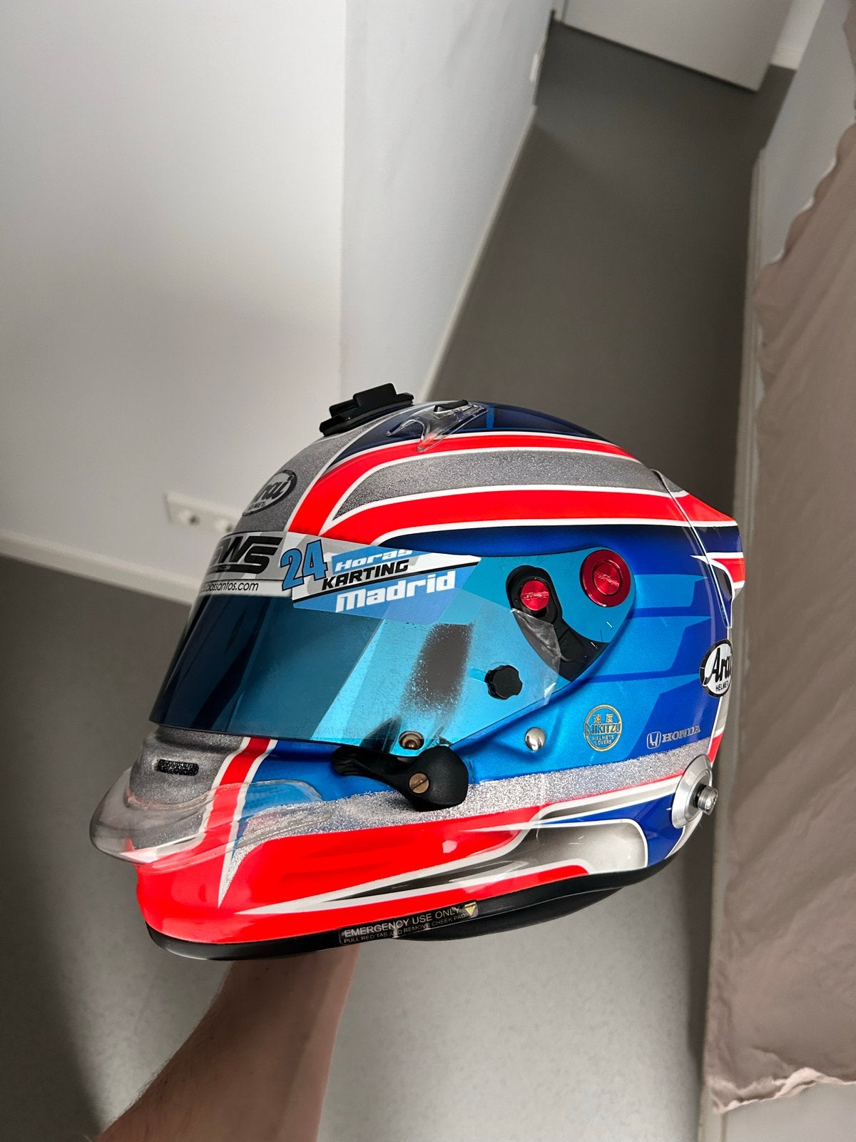 Arai gp6 integraalhelm - Karting Madrid design, Verzenden
