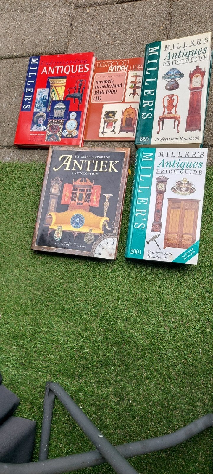Antiek boeken set: Miller's Antiques Price Guide & meer, Boeken, Ophalen, Zo goed als nieuw, Diverse auteurs, Overige