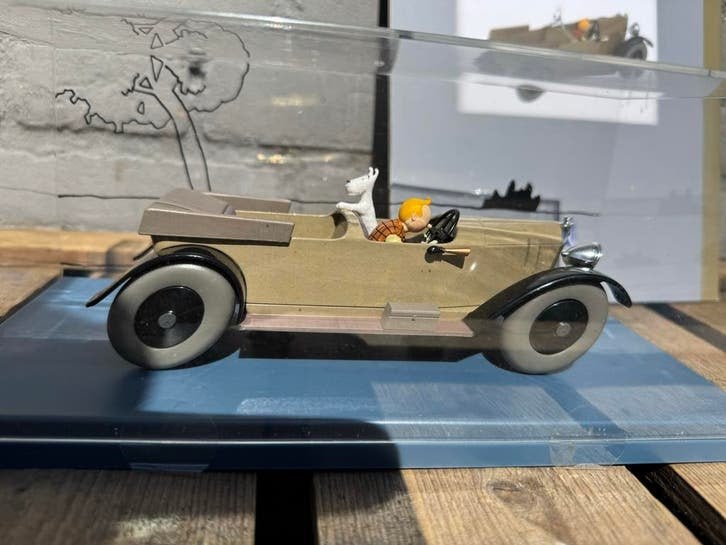 Kuifje Mercedes met Bobbie Auto 1 : 24, Beeldje of Figuurtje, ., Ophalen of Verzenden, Zo goed als nieuw