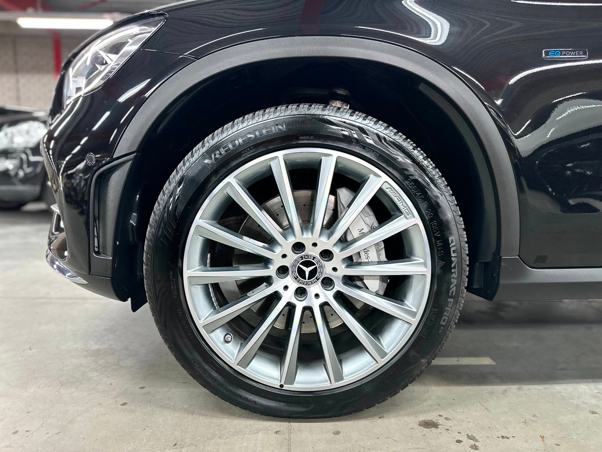 Mercedes-Benz GLC-klasse 300de 4MATIC Premium Plus, AMG, Pan, Auto's, Mercedes-Benz, Gebruikt, 4 cilinders, Zwart, Plug-in hybride