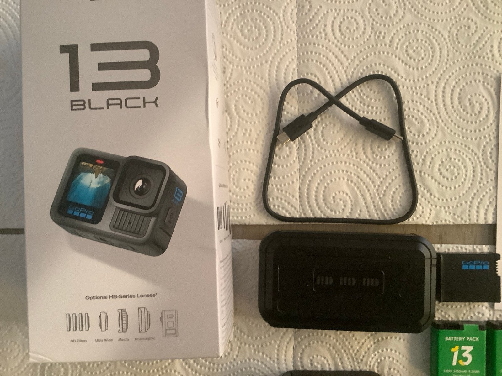 Foto 5 van GoPro Hero13 Zwart met 128GB SD kaart, 2x 2400mAh batterij
