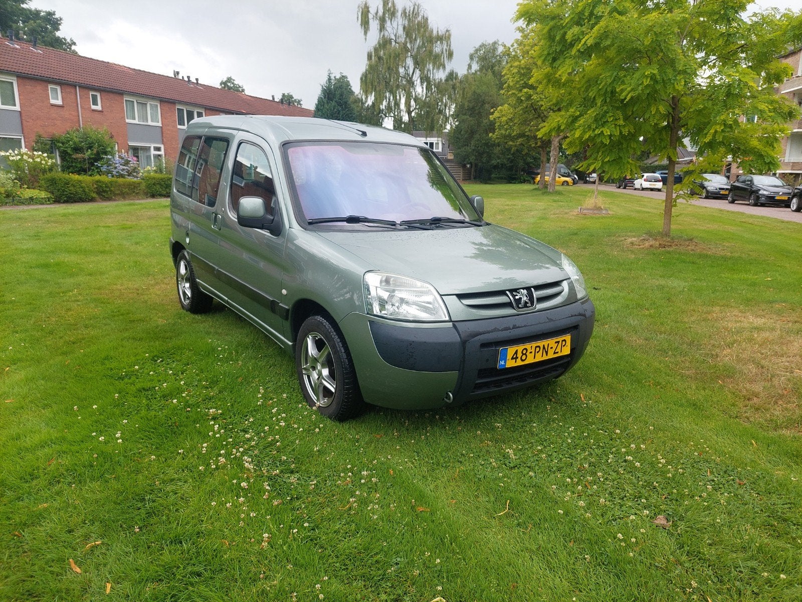 Peugeot Partner 1.6 Lange APK|5pers|Trekhaak|Airco|Praktisch, Auto's, 4 cilinders, 1226 kg, Origineel Nederlands, Bedrijf