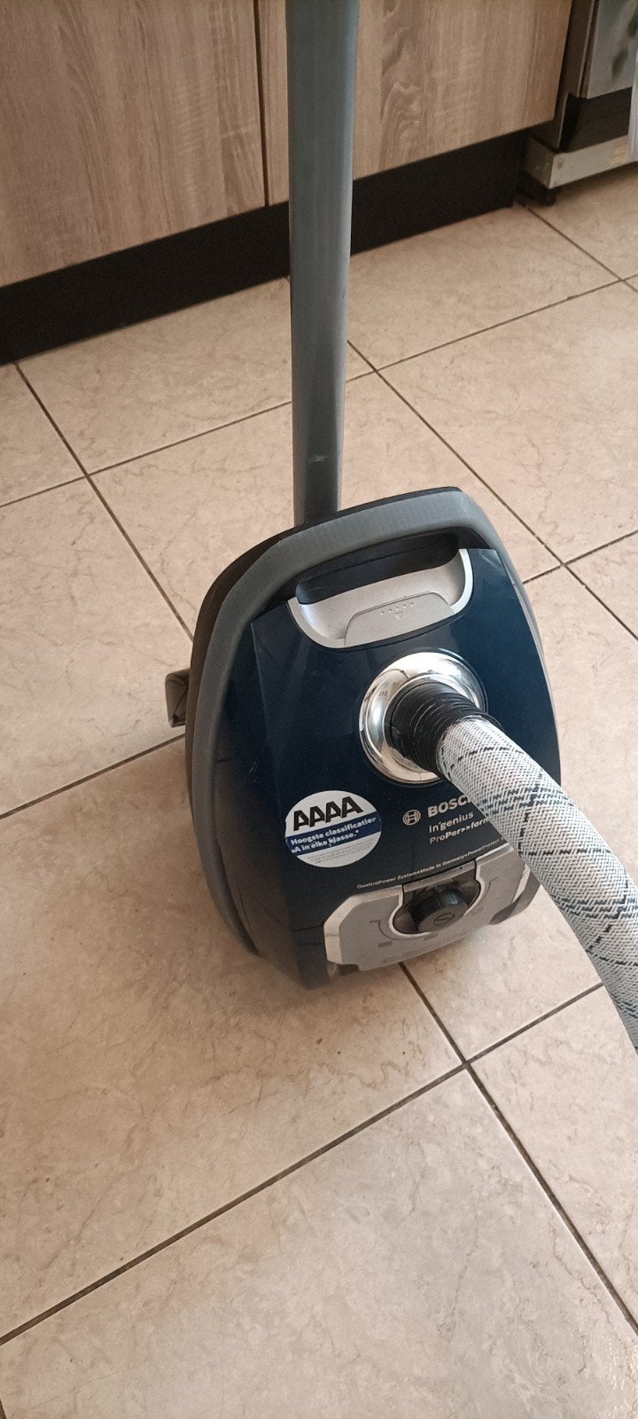 Bosch In'Genius ProPerform Stofzuiger met zak, Witgoed en Apparatuur, Gebruikt, Bosch, Sledestofzuiger, Minder dan 1200 watt