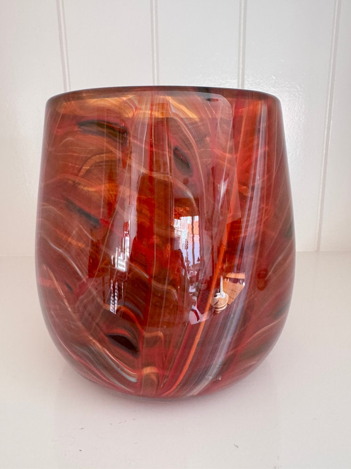 Dekocandle vaas, rood geaderd glas., 14 cm, Ophalen of Verzenden, Rood, Glas