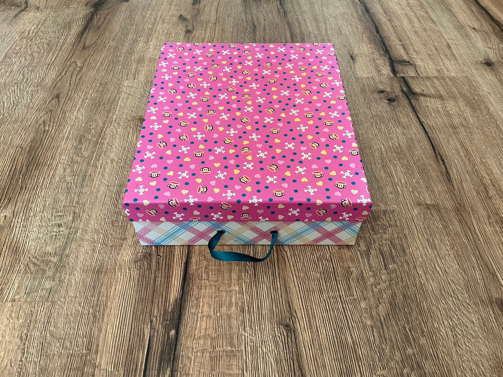 Bewaardoos / geschenkdoos. In zeer goede staat., Huis en Inrichting, Woonaccessoires | Overige, Ophalen of Verzenden, Zo goed als nieuw