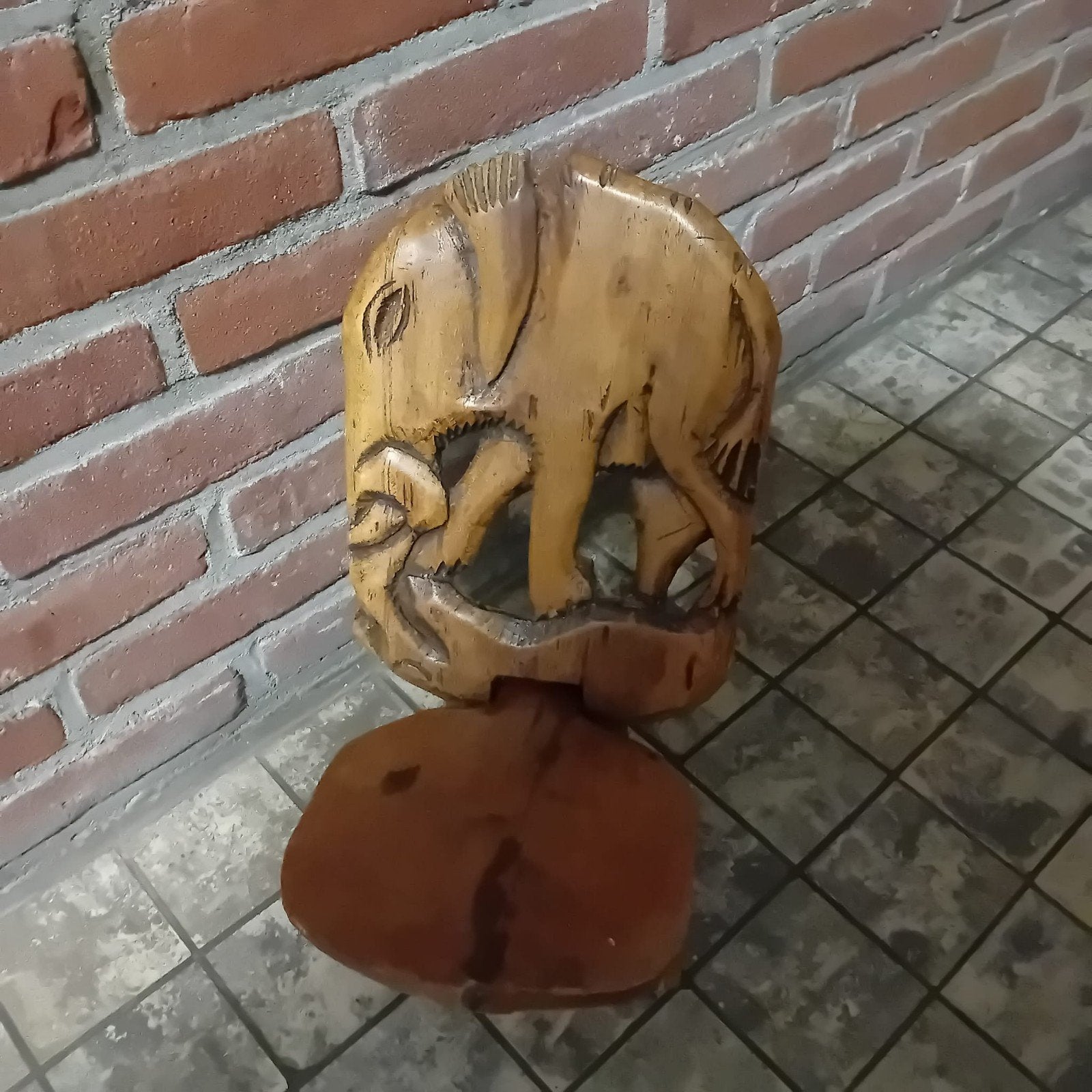 Handgesneden houten olifant stoeltje, Antiek en Kunst, Ophalen of Verzenden