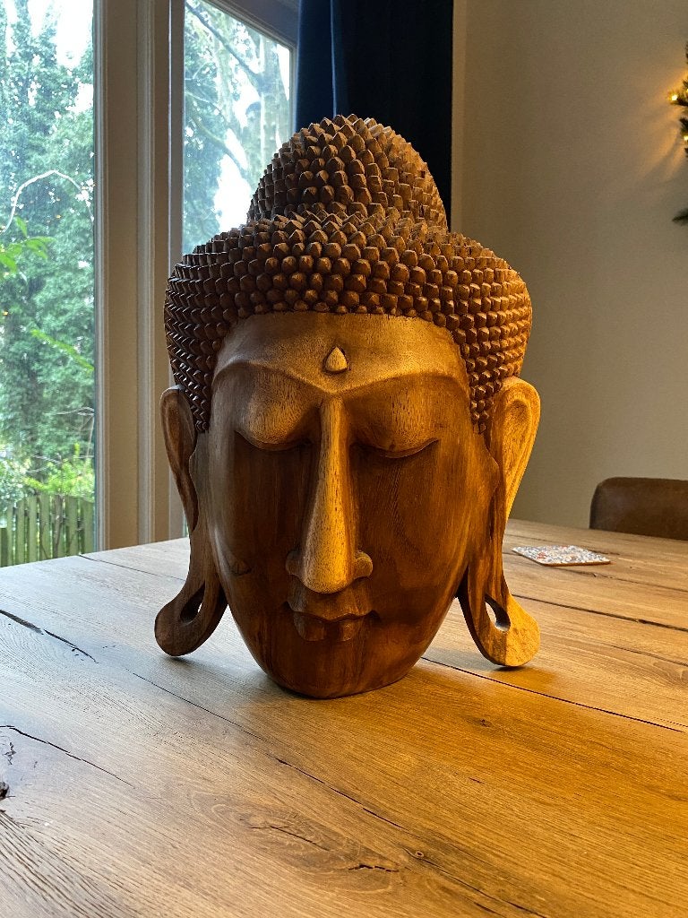 Boeddha hout uitgesneden uit Indonesië, Ophalen of Verzenden, Hout, Houtsnijwerk, 44 cm