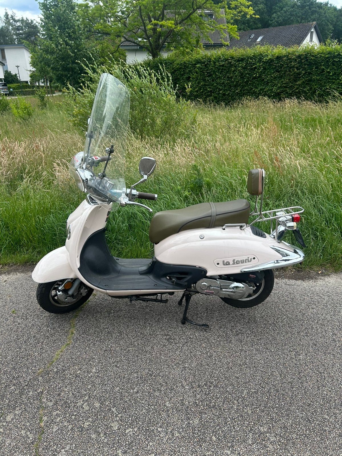 Nette retro scooter la souris | 2018 bouwjaar| grote beurt, Ophalen, 49 cc, Zo goed als nieuw, Benzine