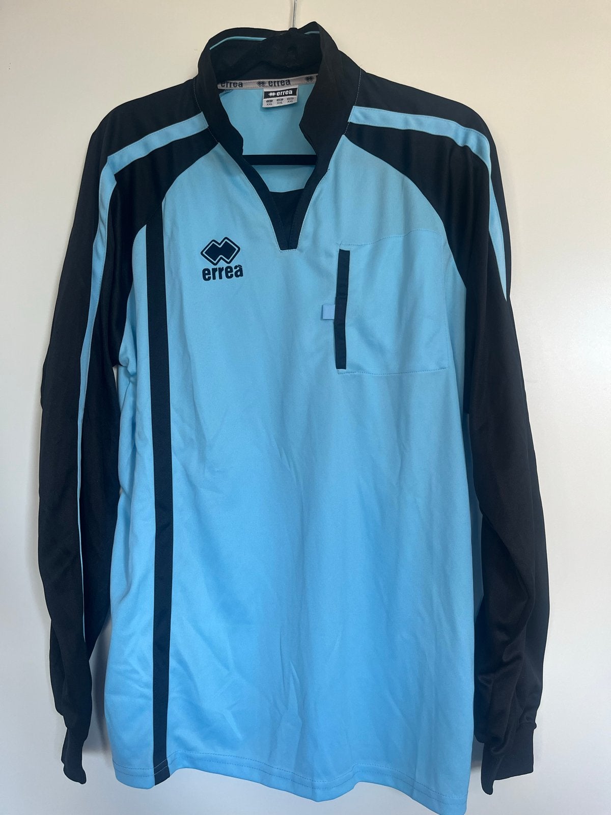 Scheidsrechter set XXL - Errea shirt en sportbroek, Blauw, Overige maten, Ophalen of Verzenden, Zo goed als nieuw