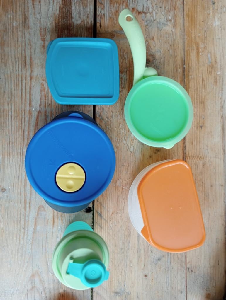 Tupperware set: bakjes, beker en vergiet, Huis en Inrichting, Keuken | Tupperware, Gebruikt, Bak of Kom, Blauw, Groen, Wit, Oranje