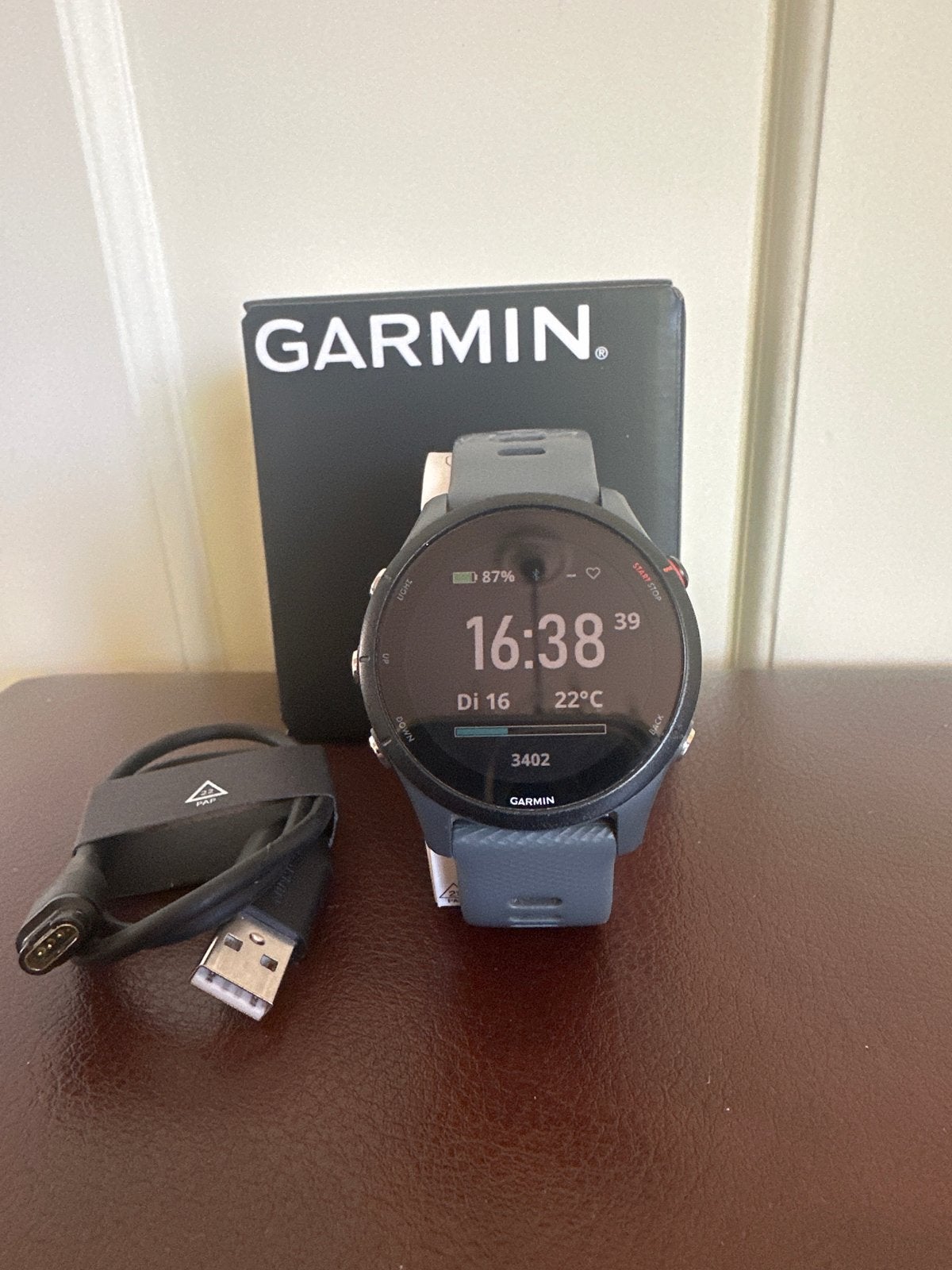 Garmin Forerunner 255, Ophalen of Verzenden, Waterdicht, Grijs, Android