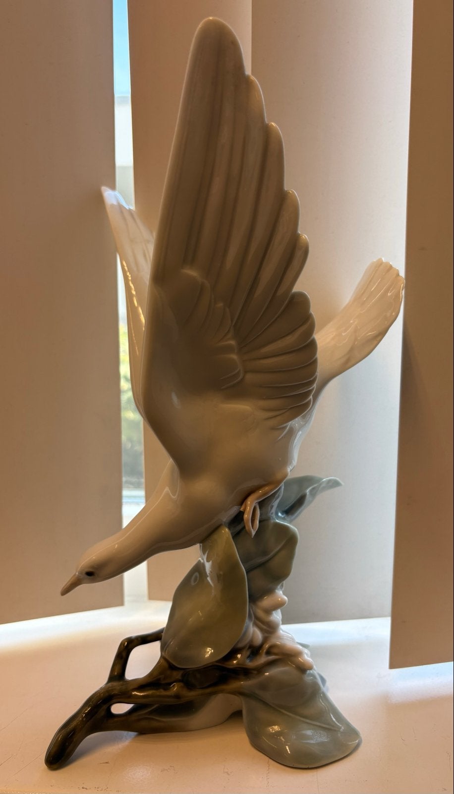 Prachtig Lladro porseleinen beeldje van een duif, Verzamelen, Ophalen of Verzenden, Gebruikt, Dier