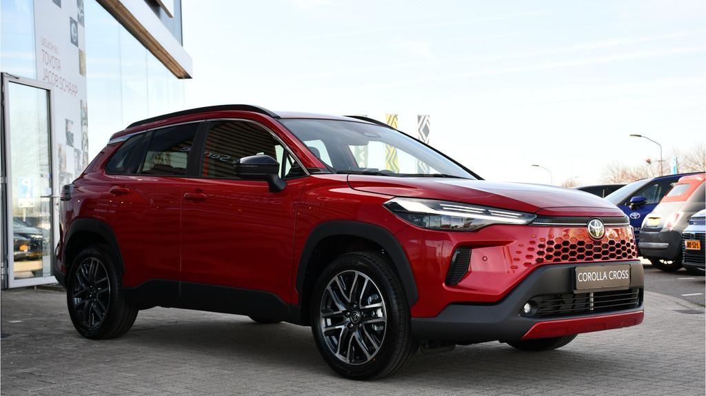 Toyota Corolla Cross Hybrid 140 Dynamic Automaat 140pk | Nie, 12 maanden, Gebruikt, Zwart, 4 cilinders