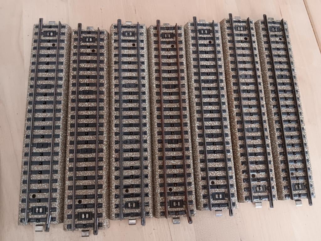 Marklin 5106 rechte rails, Hobby en Vrije tijd, Modeltreinen | H0, Wisselstroom, Gebruikt, Rails, Ophalen of Verzenden