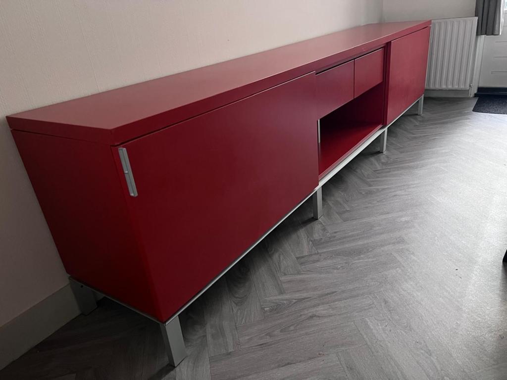 MisuraEmme design dressoir kast voor kantoor of huis, Huis en Inrichting, Kasten | Dressoirs, Ophalen, 25 tot 50 cm