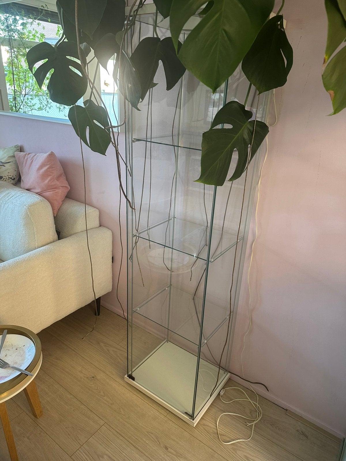 Vitrinekast van Ikea, Zo goed als nieuw, 150 tot 200 cm, 25 tot 50 cm, 50 tot 100 cm