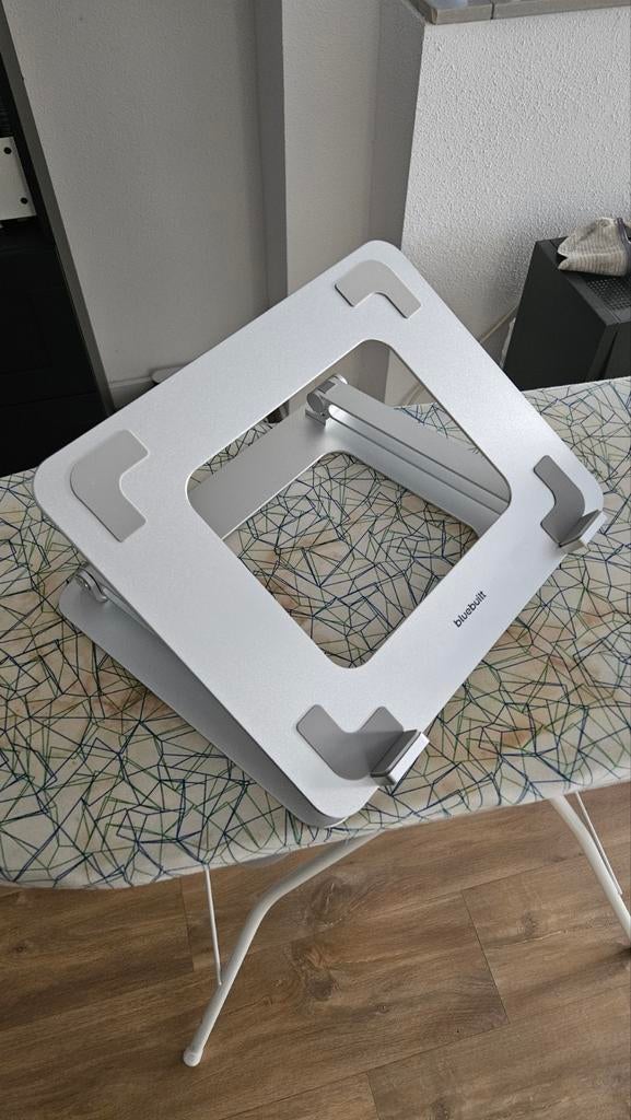 BlueBuilt verstelbare laptopstandaard, Computers en Software, Laptopstandaarden, Ophalen of Verzenden