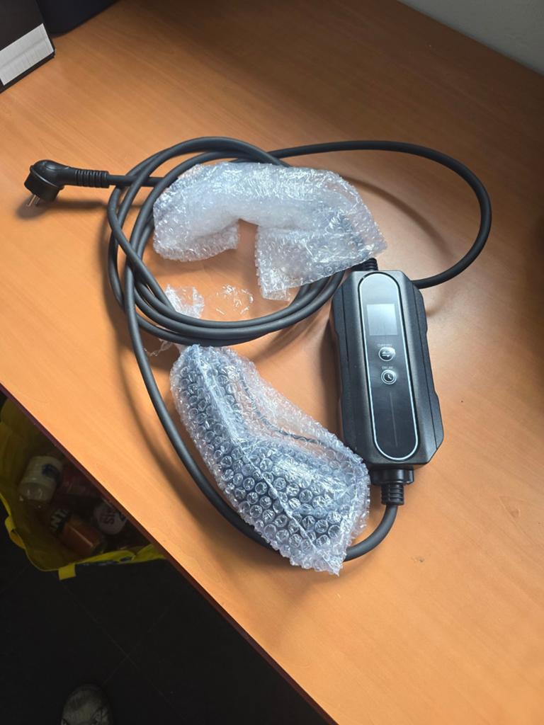 Nieuwe Draagbare EV Laadkabel Type 2 met Schuko Stekker, Auto diversen, Laadpalen, Ophalen of Verzenden, Nieuw, Laadkabel