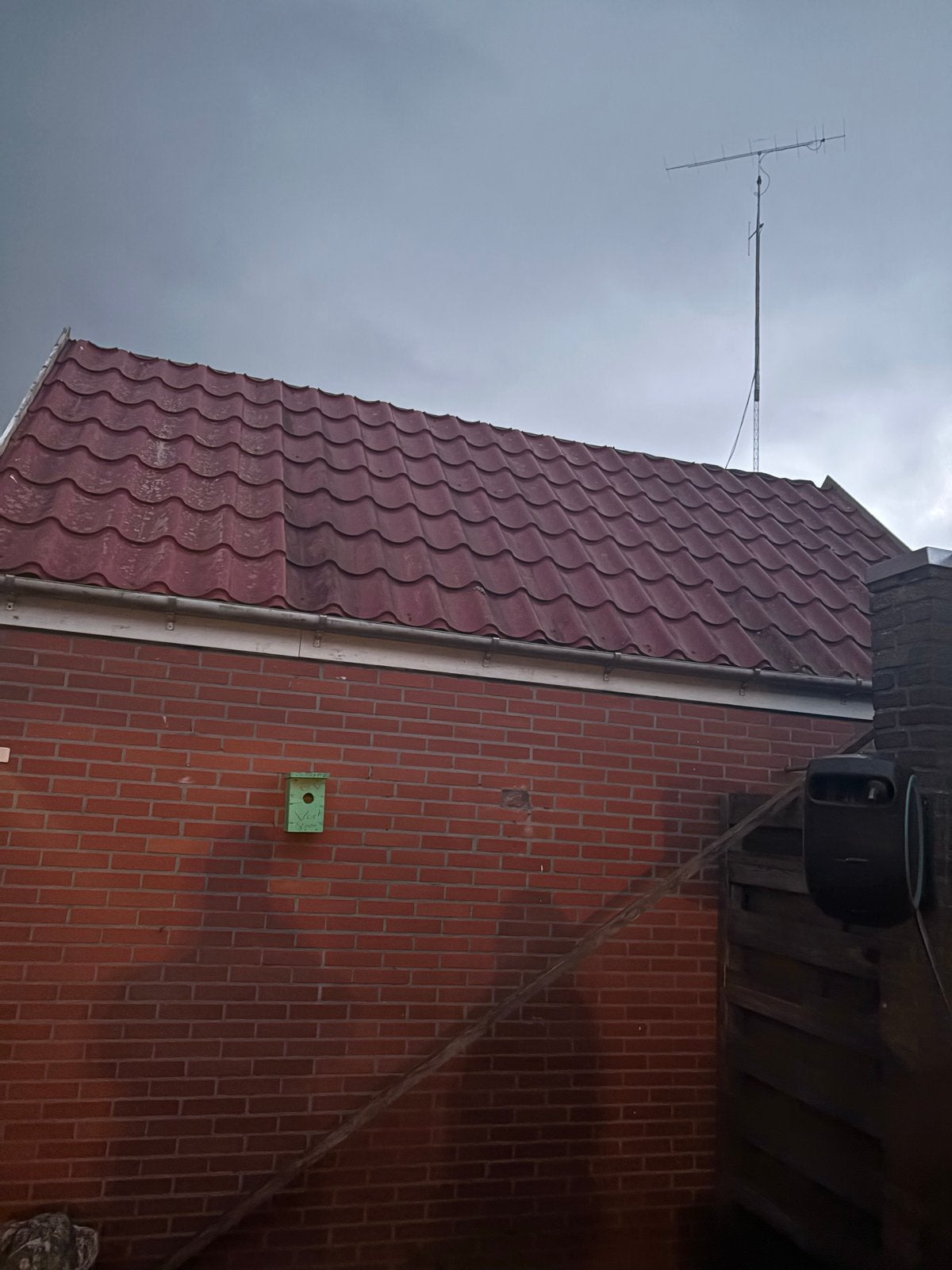 Dakpanplaten en nokplaat voor schuur/overkapping, Doe-het-zelf en Verbouw, Dakpannen en Dakbedekking, Metaal, Rood, Ophalen, Dakplaat of Dakpanplaat