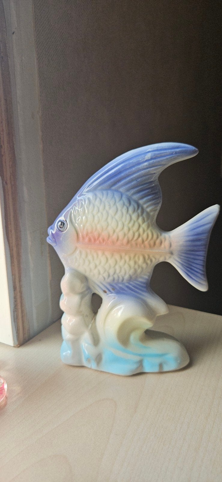 Keramiek vis beeldje - Decoratieve engelvis, Antiek en Kunst, Ophalen