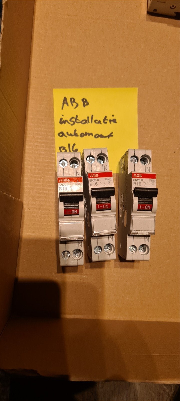 ABB installatie automaat B16 ( 3 stuks), Ophalen of Verzenden, Overige typen