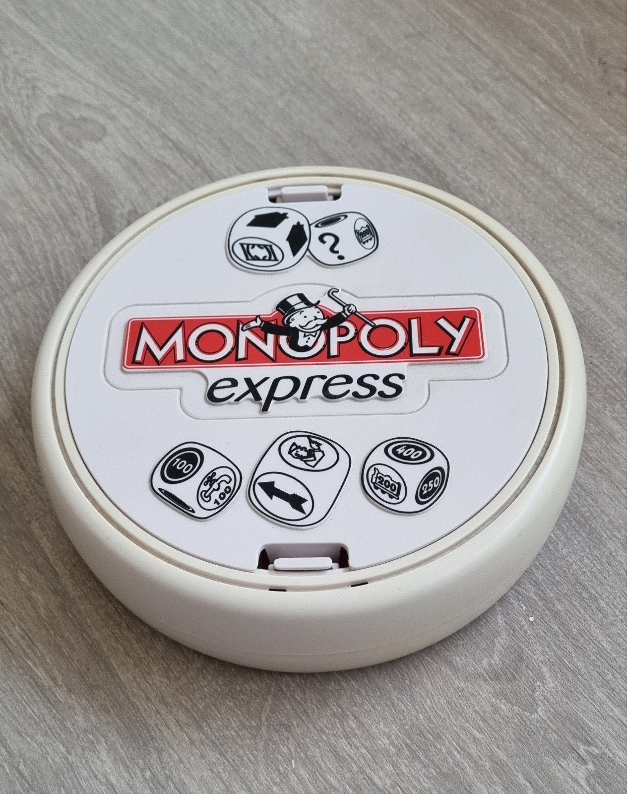 Monopoly express, dobbelspel, gebaseerd op bordspel., Hobby en Vrije tijd, Een of twee spelers, Ophalen, Nieuw, Reisspel
