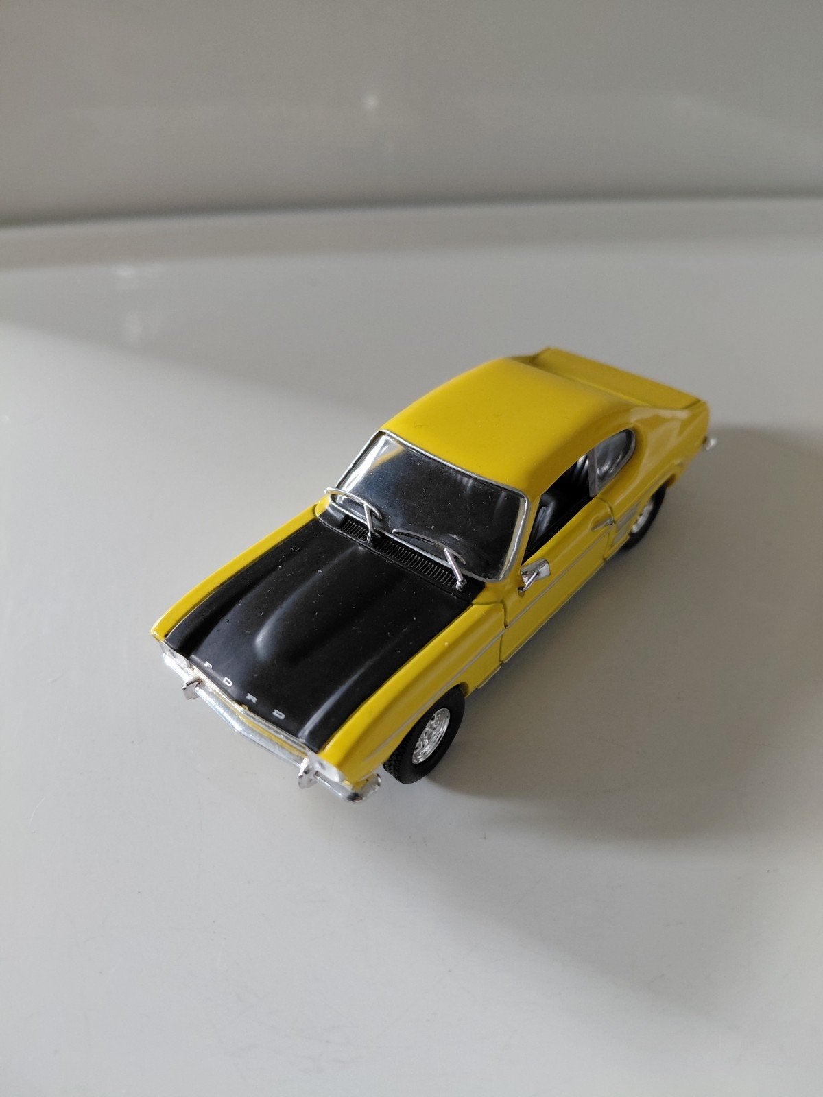 Ford Capri 1/43, Ophalen of Verzenden, Zo goed als nieuw, Auto, Solido