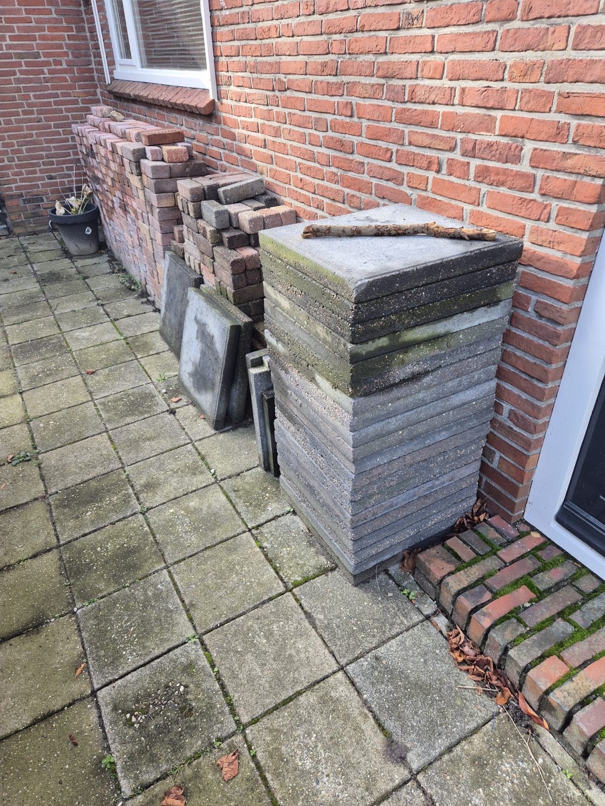 Grijze terrastegels 50x50x5 cm - 23 stuks GRATIS, Ophalen, Gebruikt, 5 tot 10 m², Beton