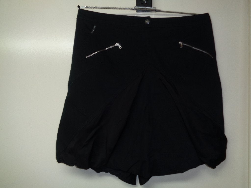 ARMANI zwart ballon rokje, Armani, Verzenden, Zwart, Maat 42/44 (L)