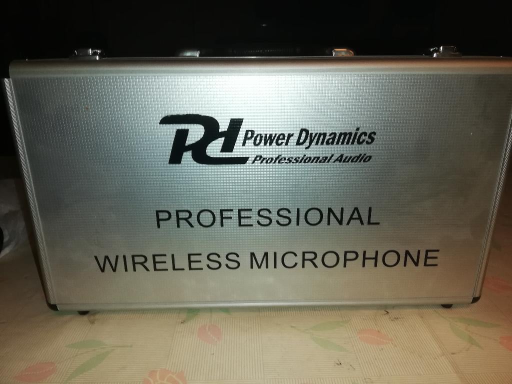 Power Dynamics Draadloze Mircofoon  4 stuks, Ophalen, Zo goed als nieuw, Overige merken