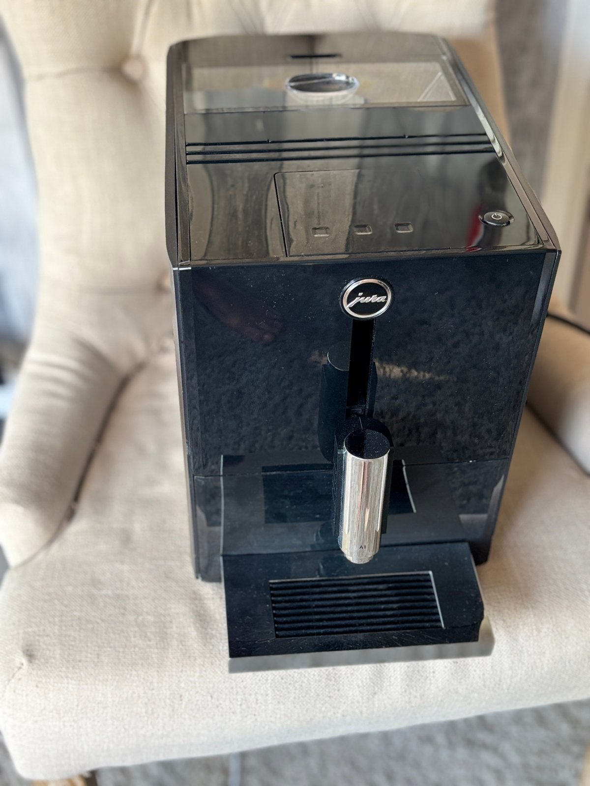 Jura A1 koffiemachine met nieuwe onderhoudsbeurt, Ophalen of Verzenden, Zo goed als nieuw, Koffiemachine, Koffiebonen