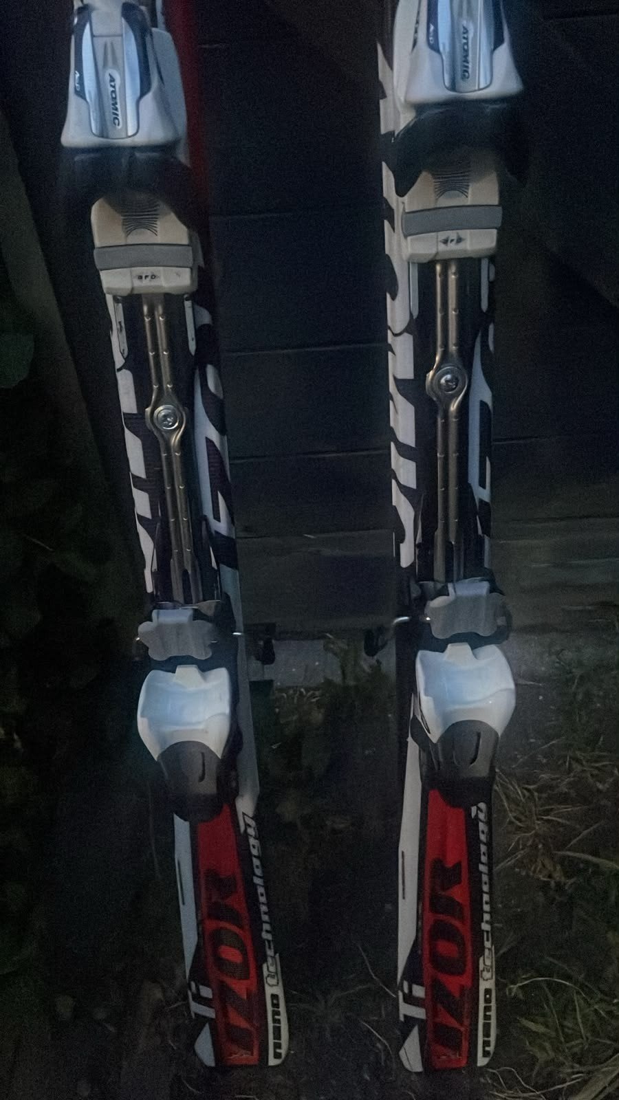 Atomic Izor ski's - Zo goed als nieuw, 140 tot 160 cm, Ophalen of Verzenden, Zo goed als nieuw, Carve