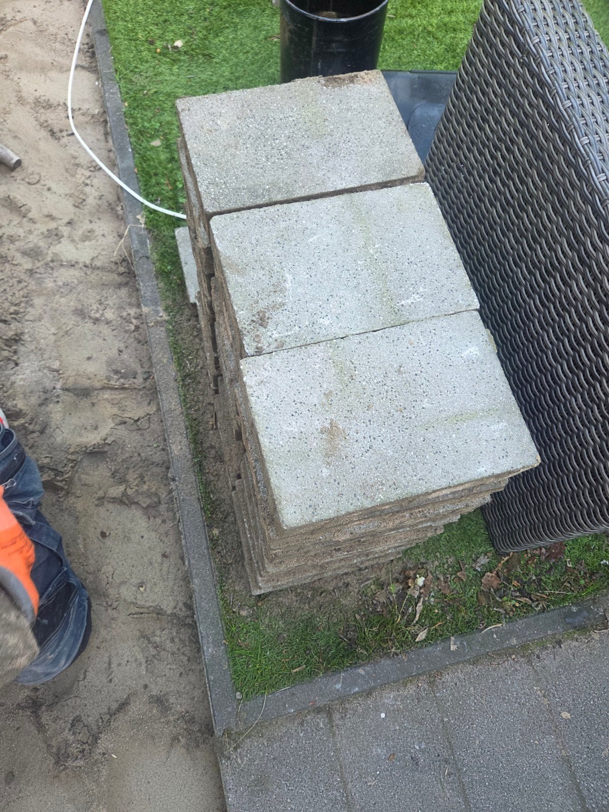 GRATIS Tegels 30x20x6 cm - ca. 20m2, Ophalen, Overige materialen, Gebruikt, Overige typen
