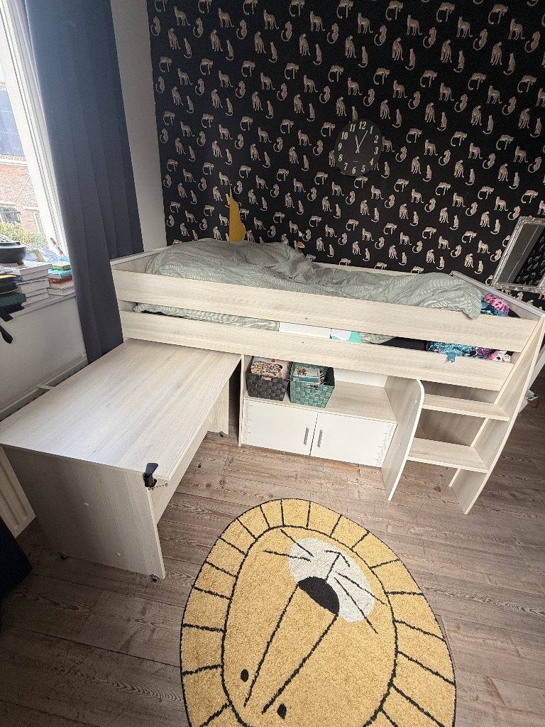 Halfhoogslaper (kinderbed, met bureau en kast), Ophalen, Zo goed als nieuw, Halfhoogslaper