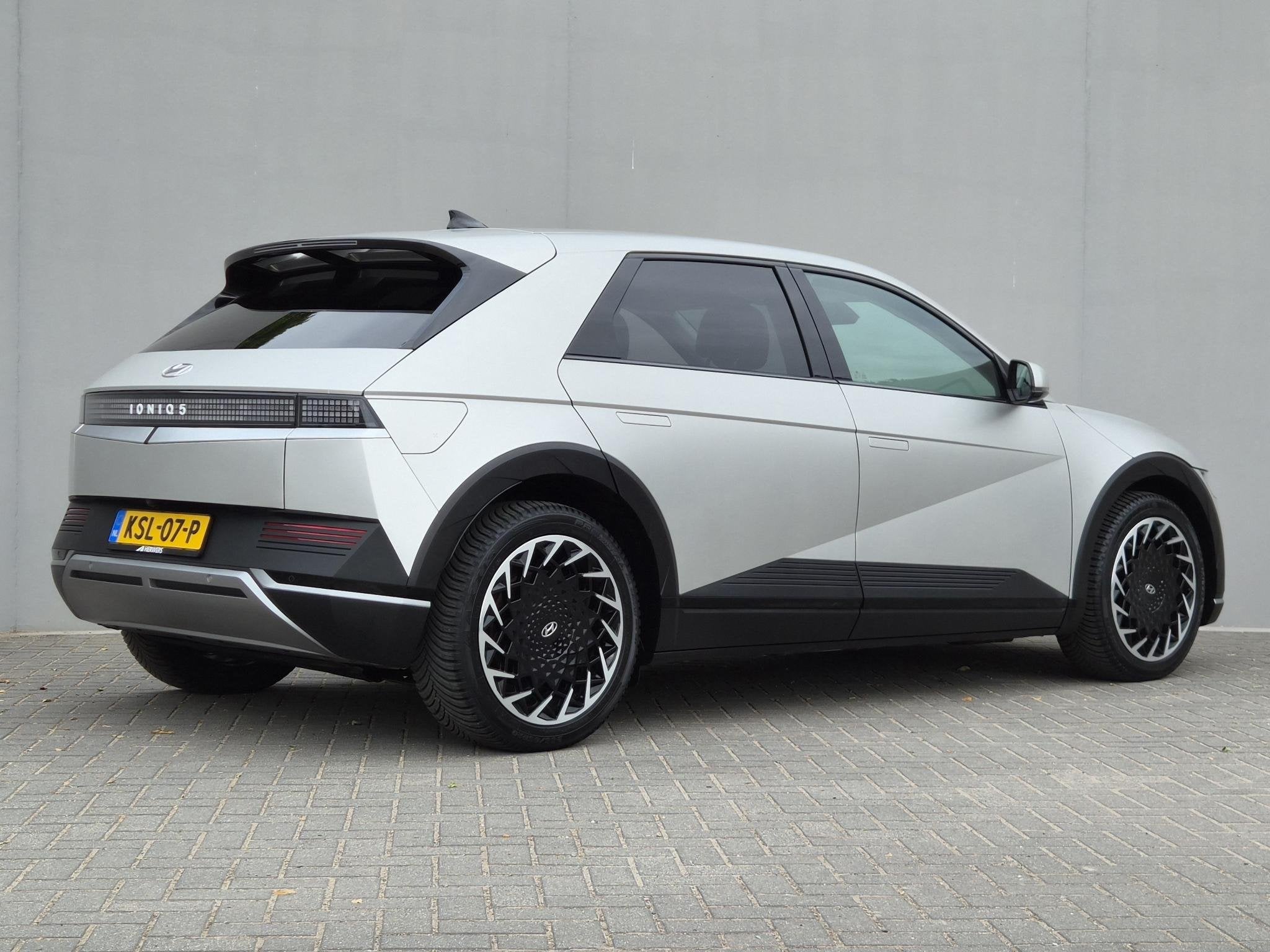 Hyundai IONIQ 5 Connect 77.4 kWh / SOH 98% / Fabrieksgaranti, Automaat, 228 pk, Achterwielaandrijving, Gebruikt