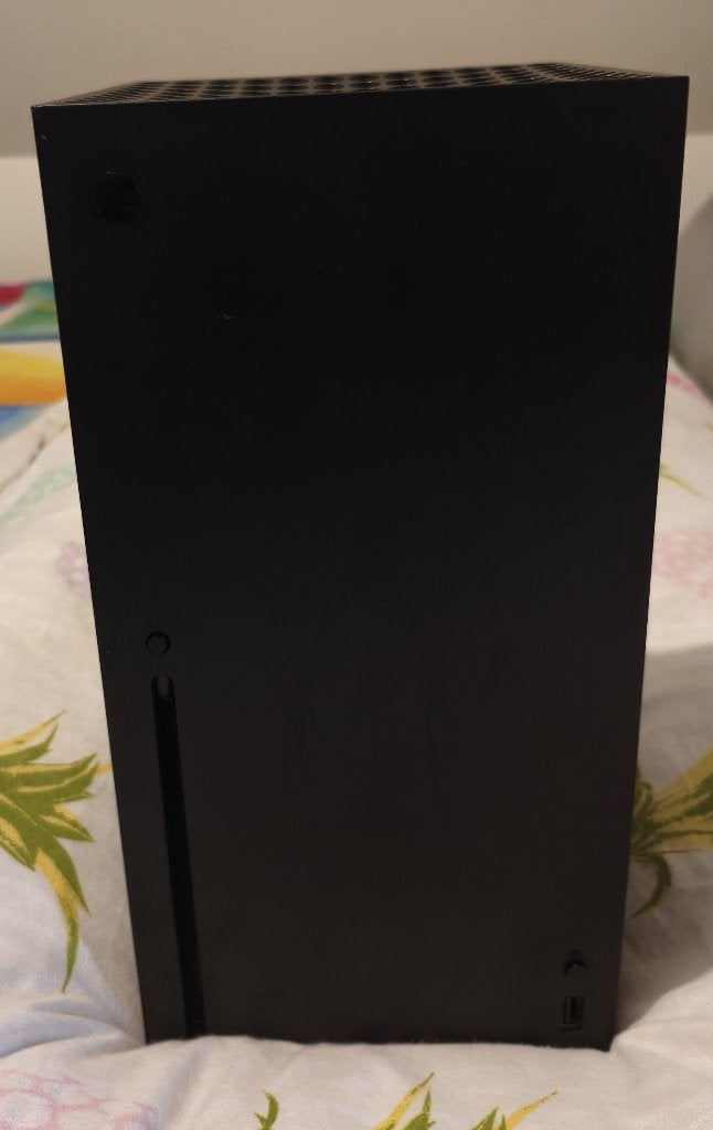 Nette Xbox series X met controller