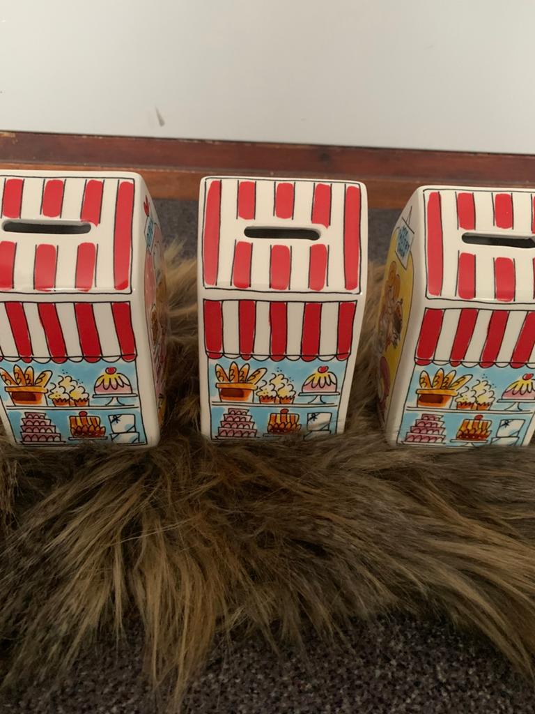 Blond amsterdam spaarpot huisje .   Per stuk 12,50!!, Verzamelen, Spaarpotten, Ophalen, Zo goed als nieuw, Steen, Aardewerk of Keramiek