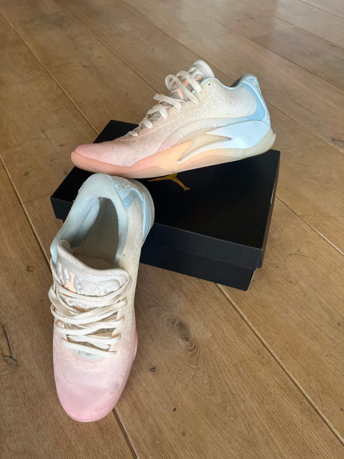 AJ Zion 3 Basketball Schoenen Heren - Maat 43, Ophalen of Verzenden, Gedragen, Overige kleuren, Sportschoenen