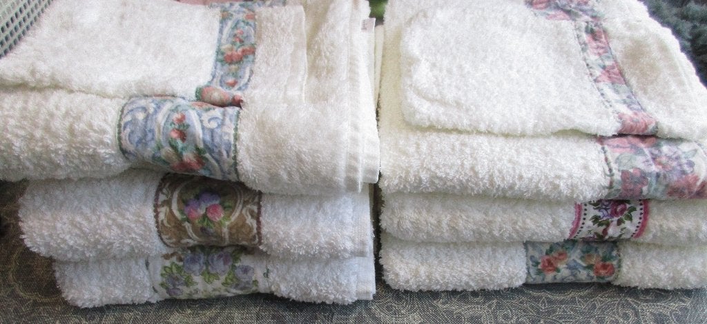 6 x zgan vintage handdoek met rand en washand, Huis en Inrichting, Ophalen of Verzenden, Zo goed als nieuw, Wit, Handdoek