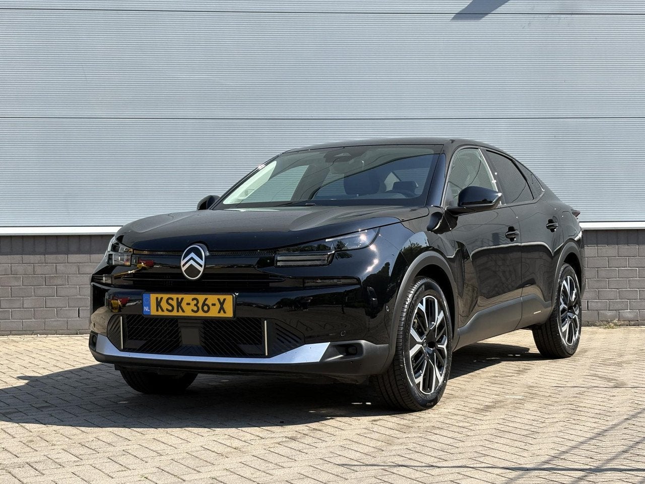Citroën C4 X 1.2 Hybrid 145pk Max Automaat | Camera | Navig, Auto's, Citroën, Automaat, Gebruikt, 1199 cc, Leder