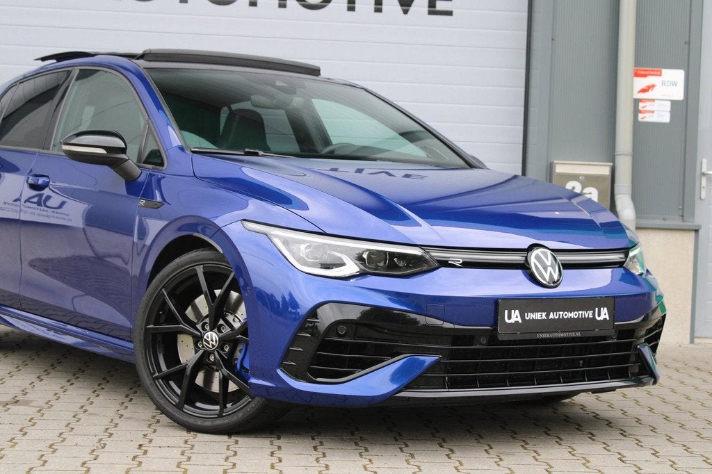Volkswagen Golf 2.0 TSI R 4M PERFORMANCE | AKRAPOVIC | LEDER, Auto's, Volkswagen, Automaat, 1525 kg, Gebruikt, Zwart