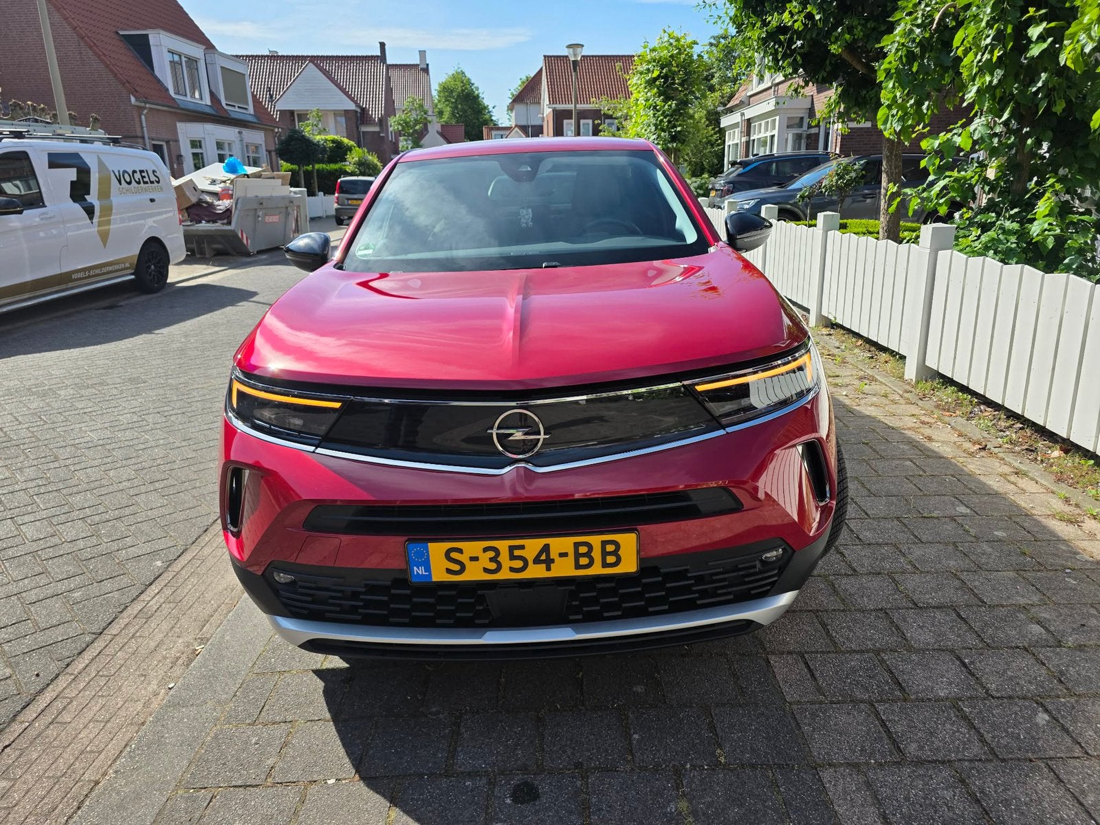 Opel Mokka 1.2 100pk Start/stop 2022 Rood, Auto's, Voorwielaandrijving, 1199 cc, 1200 kg, Handgeschakeld