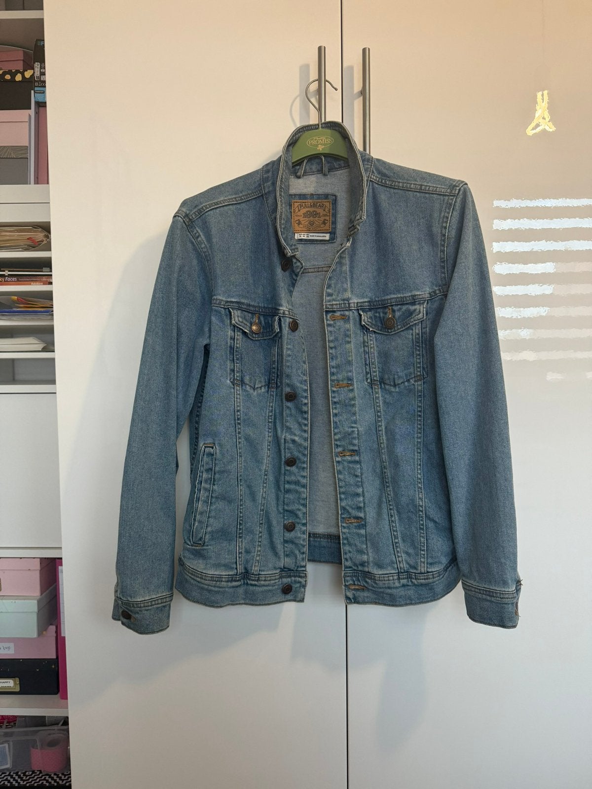Spijkerjasje pull&bear 38, Kleding | Heren, Ophalen of Verzenden, Zo goed als nieuw, Blauw